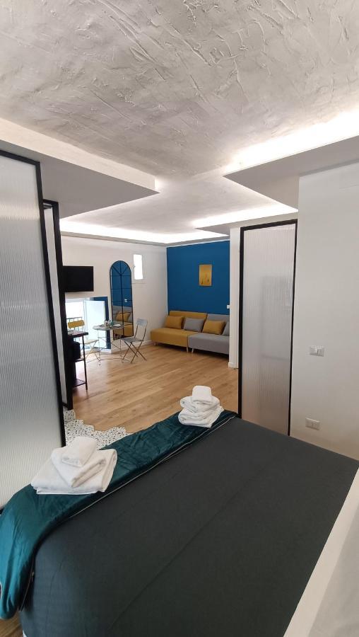 Santa Maria Maggiore Suite Napels Buitenkant foto